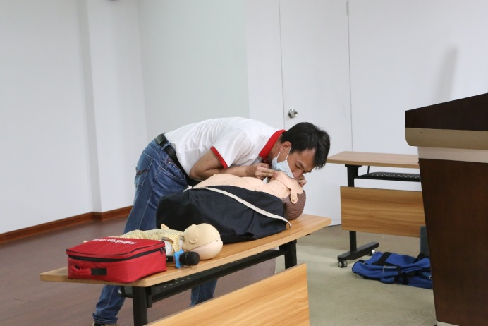 888����(�й�)���޹�˾